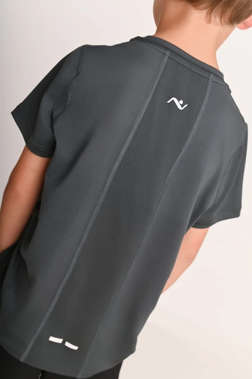 Szara koszulka dla chłopca z przeszyciami i odblaskiem Action