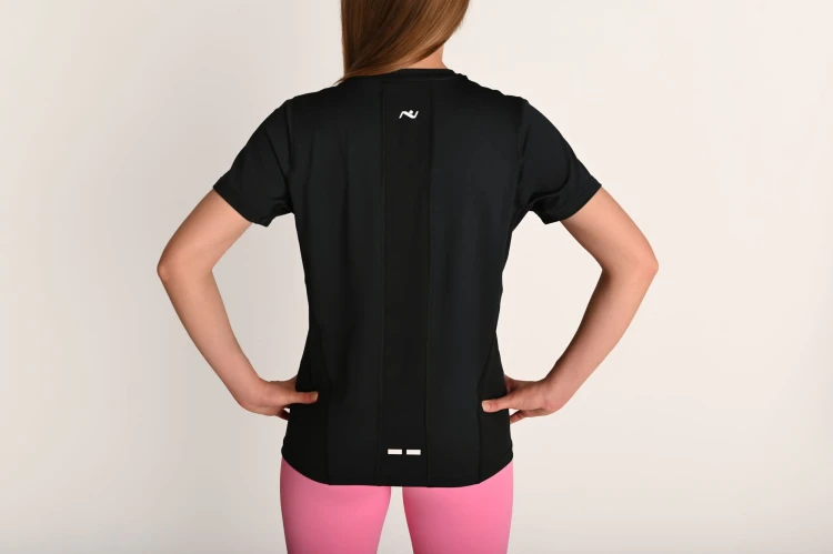 Koszulka damska z przeszyciami i odblaskiem Action czarna Natelly